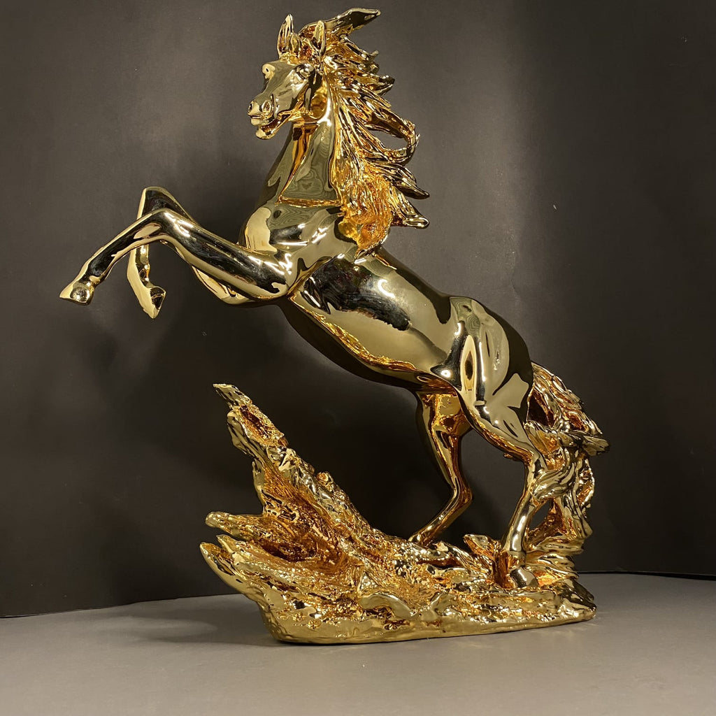 Royal Horse Statue