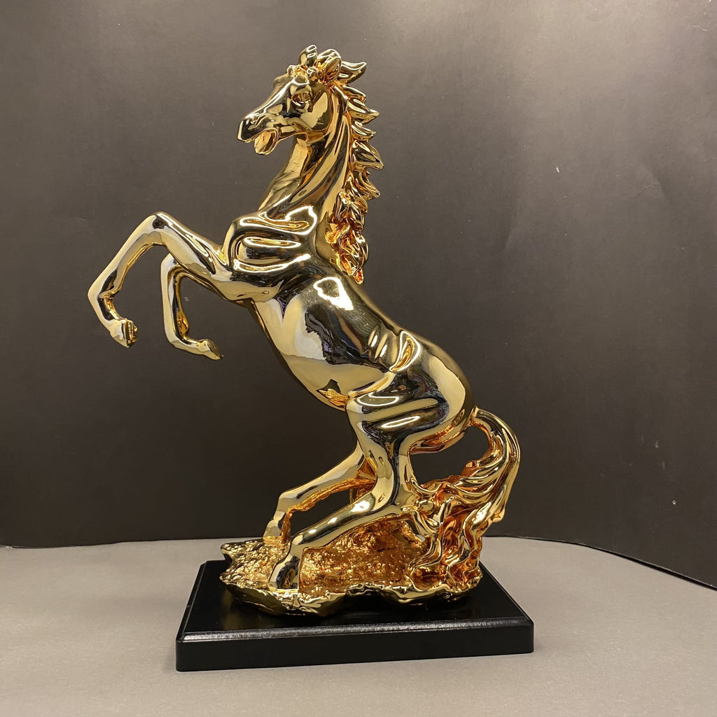 Royal Horse Statue