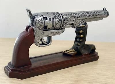 Retro Gun Bullet Model – Silver Finish