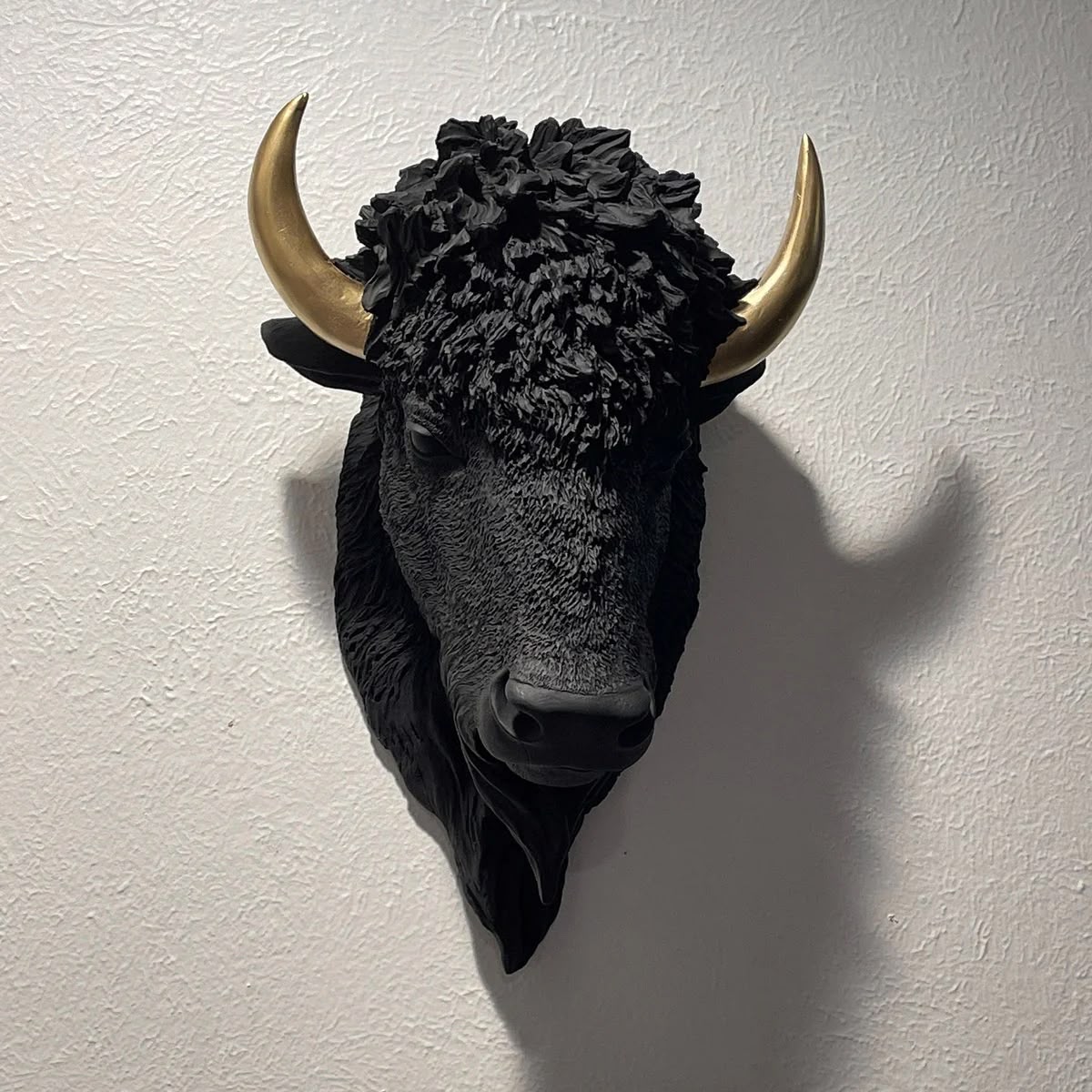 Modern Bull Head Wall Decor – Luxury Black & White Wall Sculpture
